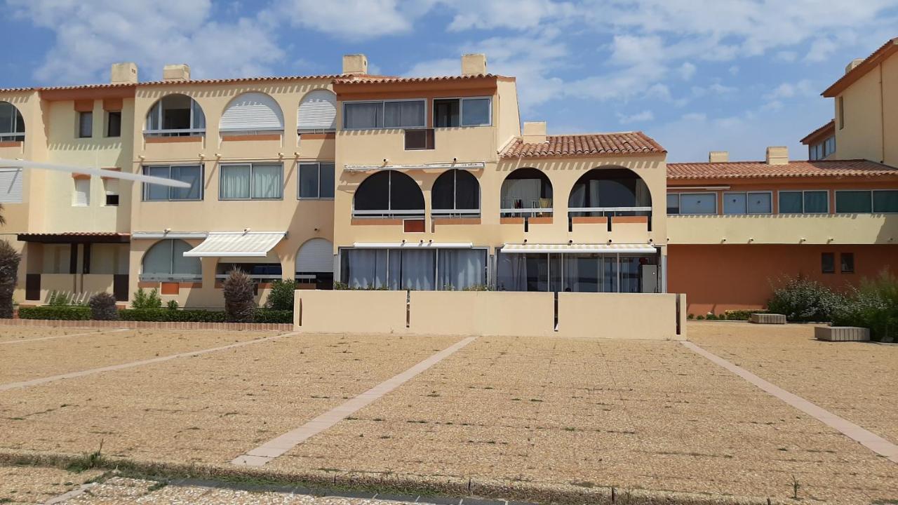 T2 Cabine Avec Tres Belle Vue Sur Le Port De Plaisance Leucate Exterior photo
